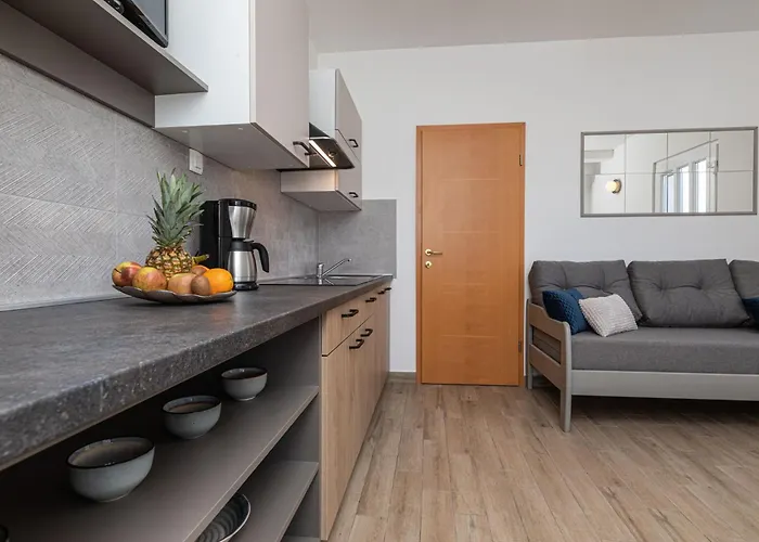 Fuer 2 Personen - 1 Kind Ca- 40 M² In Silo- Adriakueste Kroatien - Kroatisch By Interhome *