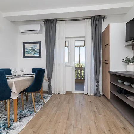 Fuer 2 Personen - 1 Kind Ca- 40 M² In Silo- Adriakueste Kroatien - Kroatisch By Interhome 아파트 *