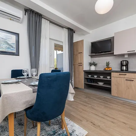 Fuer 2 Personen - 1 Kind Ca- 40 M² In Silo- Adriakueste Kroatien - Kroatisch By Interhome 아파트 *